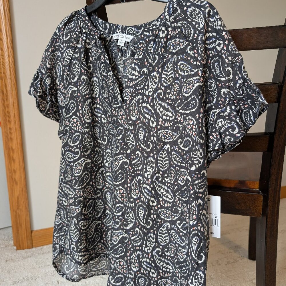 Women's Black Paisley Short Sleeve Airy Ruffle Blouse, Ophelia Roe, Medium NWT